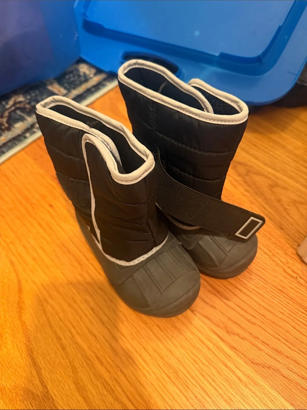 Cat & Jack Black and Gray Kids Snow Boots with Hook Strap
